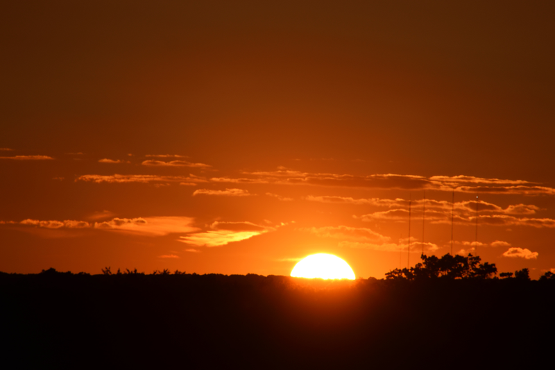 Illustration for article titled dam sunset